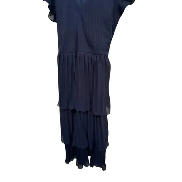 NWT Lulus Passionate Dedication Blue Pleated Tiered Midi Dress Size M - Picture 10 of 12